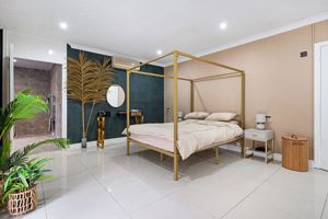 Photo 20- click for photo gallery